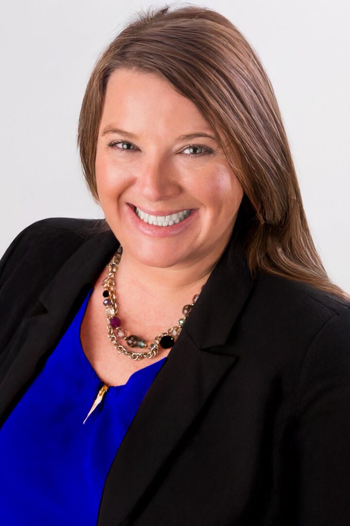 Bethany Zaal Headshot